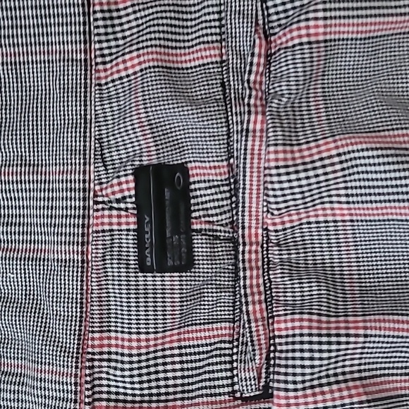 Oakley Men’s Plaid Casual Flat Front Athletic Shorts Size 40 - Picture 6 of 6